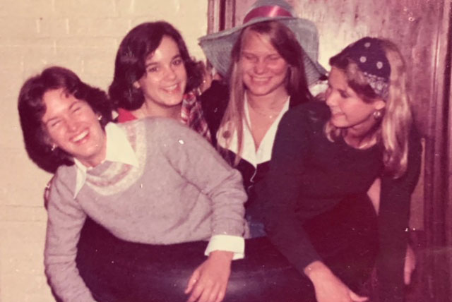 Picture of 4 young women laughing