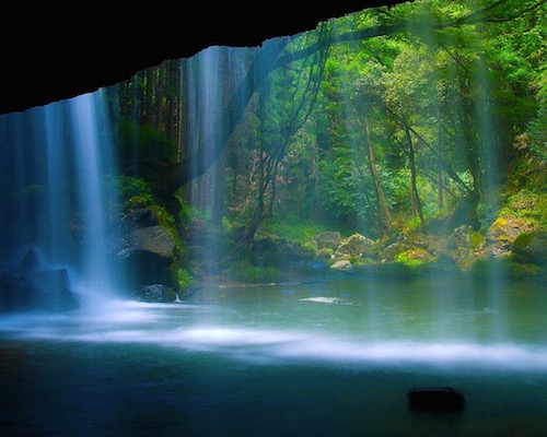 500x400_waterCave.jpg