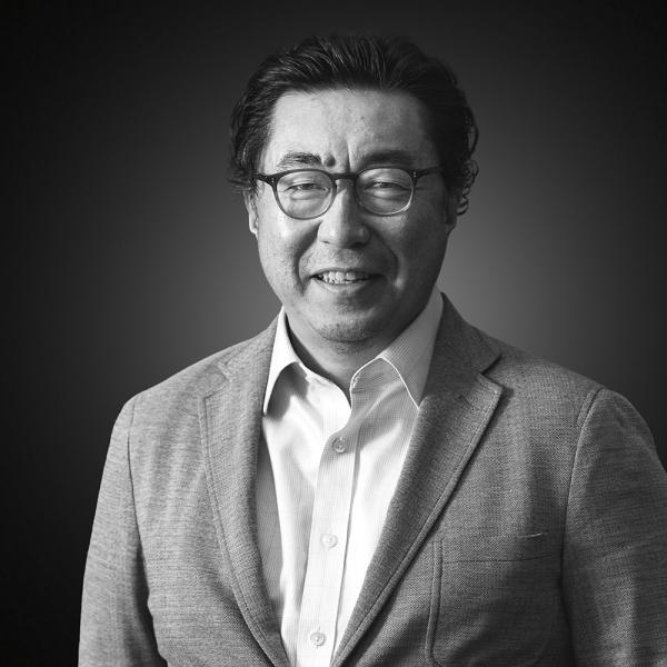 Hoyoung Huh ’91 Headshot